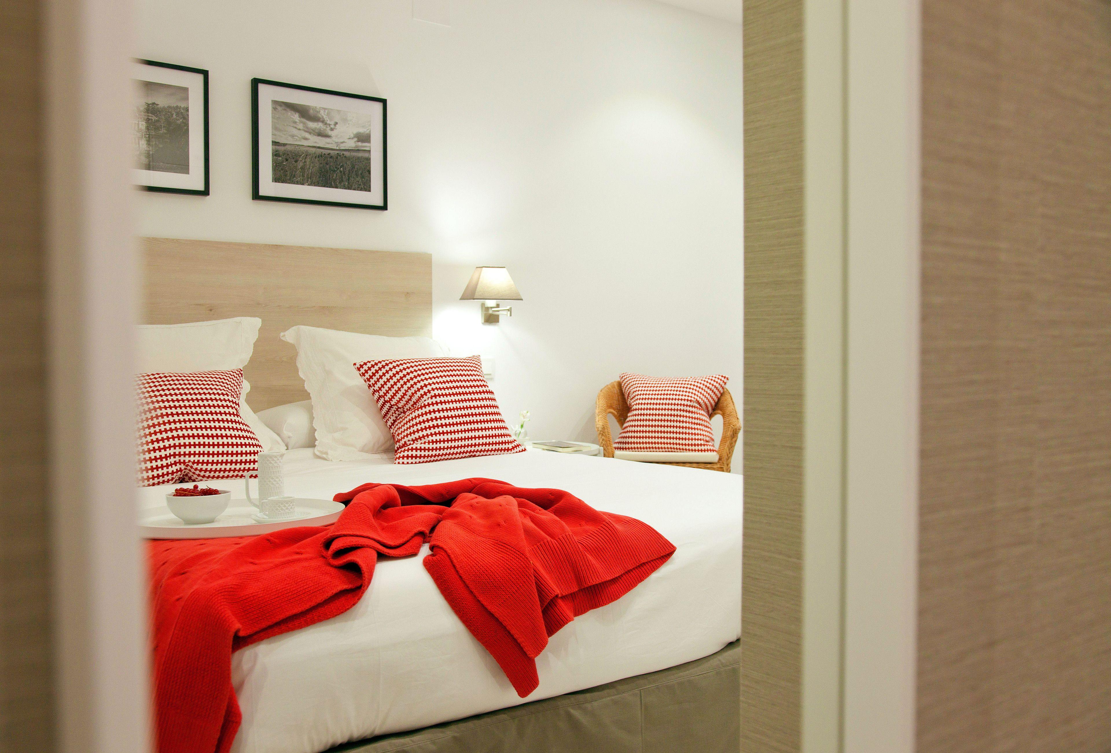Feelathome Madrid Suites Apartments — Fotos 2